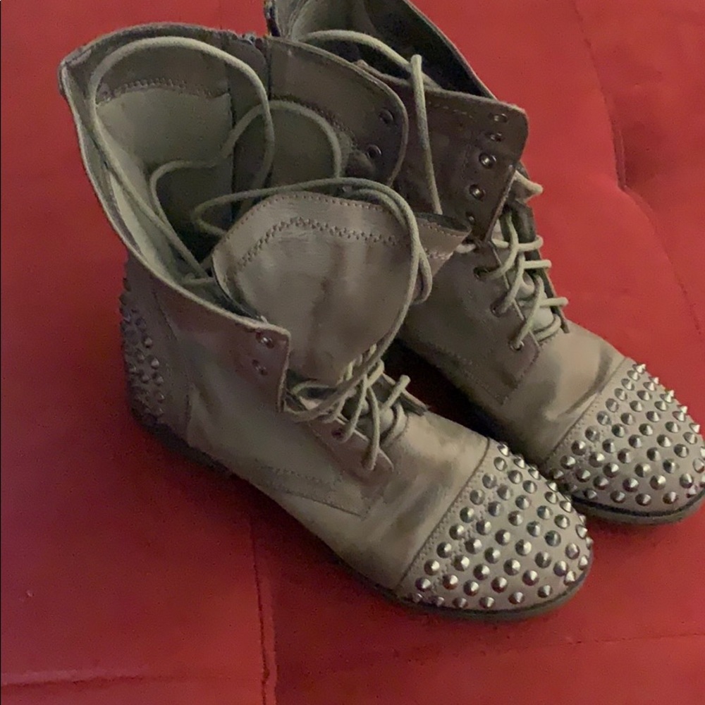 Tan boots